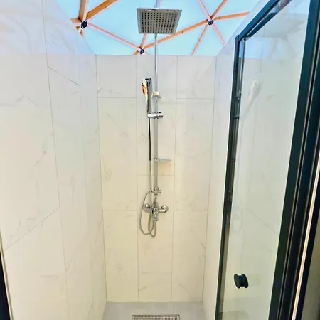 In Out * 安塔利亚